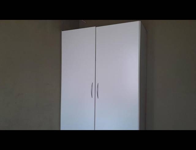 2 BEDROOM HOUSE FOR SALE IN MAHLASEDI PARK